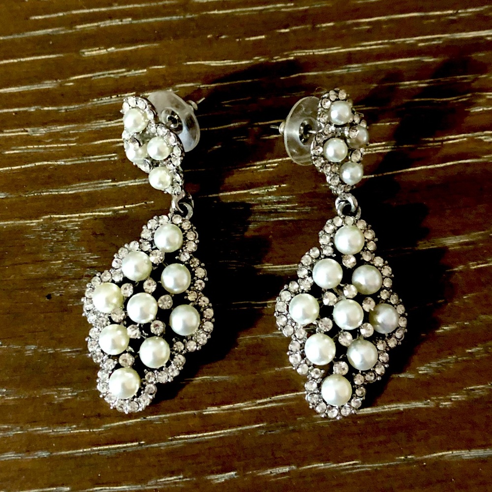Costume jewelry earrings wedding prom formal